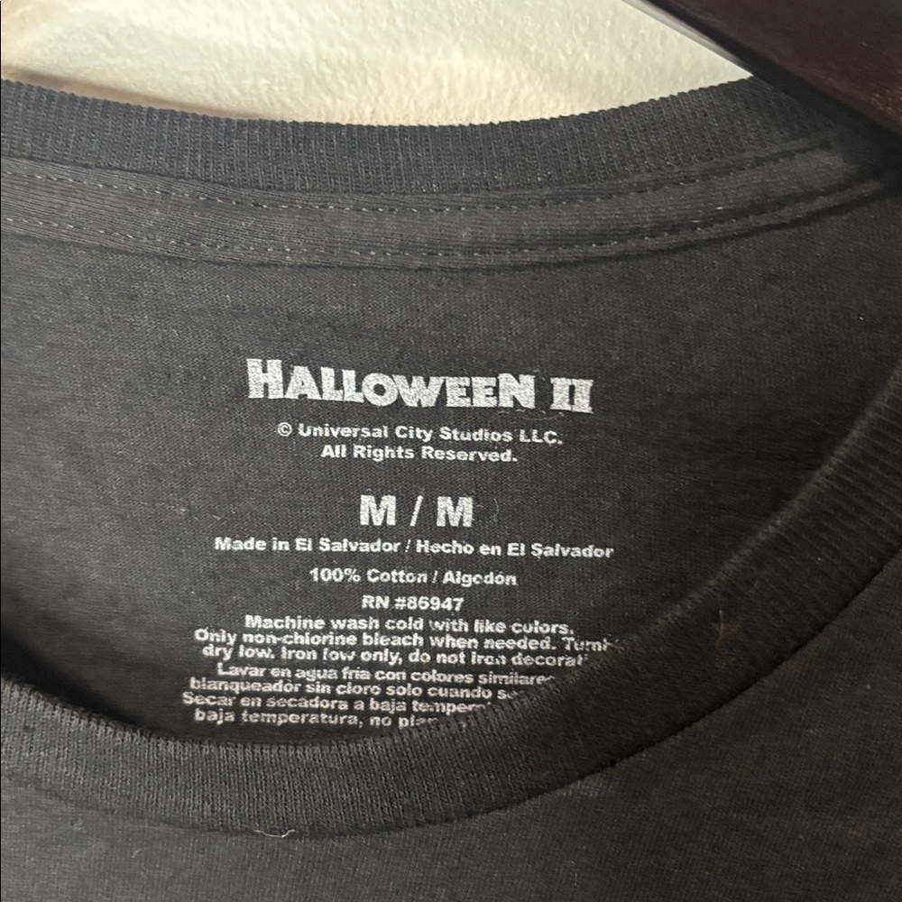 Graphic Tee Halloween II Short Sleeve Tee NWT Black - Picture 3 of 3